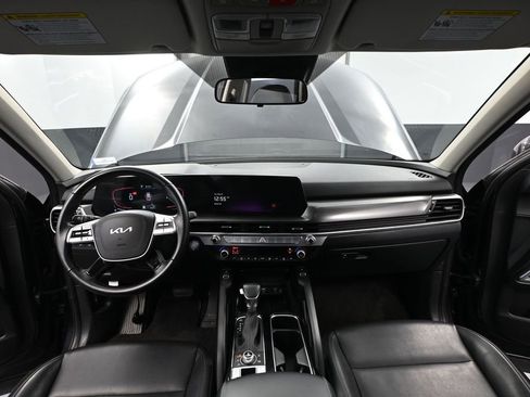 Used 2025 Kia Telluride S AWD/4WD image 25