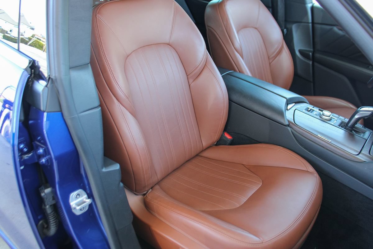 Used 2023 Maserati Levante GT AWD/4WD image 19