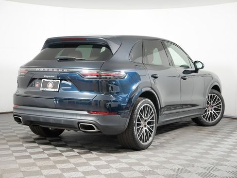 Certified 2023 Porsche Cayenne w/ Premium Package AWD/4WD image 7
