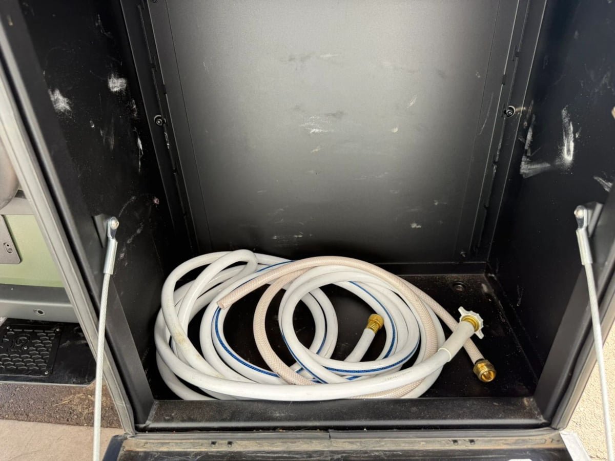 Used 2022 Mercedes-Benz Sprinter 2500 image 38