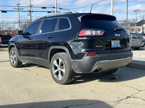 Used 2019 Jeep Cherokee Limited image 10