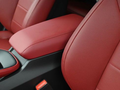 Used 2025 Porsche Macan Turbo Electric image 20