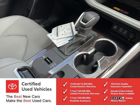 Used 2026 Toyota Highlander Limited image 15