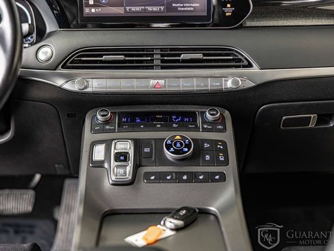 Used 2021 Hyundai Palisade Limited image 37