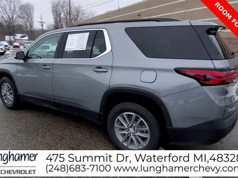 Used 2023 Chevrolet Traverse LT image 6