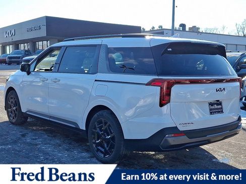 New 2026 Kia Carnival SX w/ SX Dark Edition Package FWD image 3