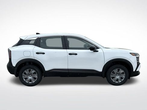 New 2026 Nissan Kicks S image 6