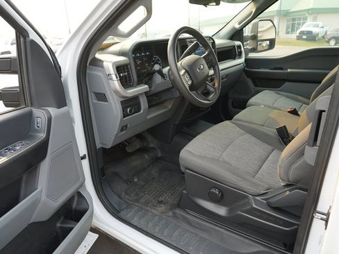 Used 2023 Ford F250 XL w/ FX4 Off-Road Package AWD/4WD image 13