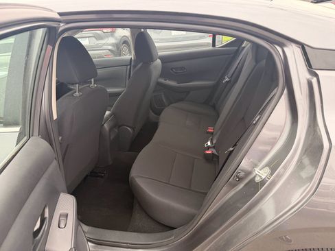 Used 2025 Nissan Sentra S FWD image 7