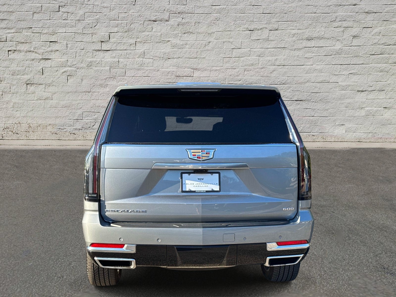 Used 2026 Cadillac Escalade Platinum Luxury w/ LPO, Floor Liner Package AWD/4WD image 4