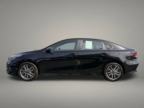 Used 2022 Kia Forte GT-Line image 2