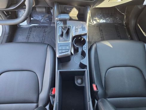 New 2026 Kia Sportage EX image 26