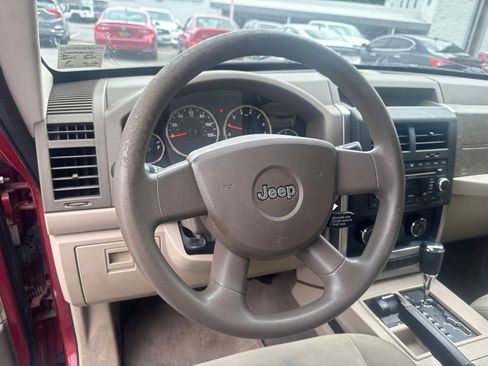 Used 2008 Jeep Liberty Sport w/ Trailer Tow Class III Group AWD/4WD image 14