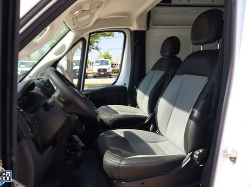 Used 2025 RAM ProMaster 3500 w/ Convenience Group FWD image 10