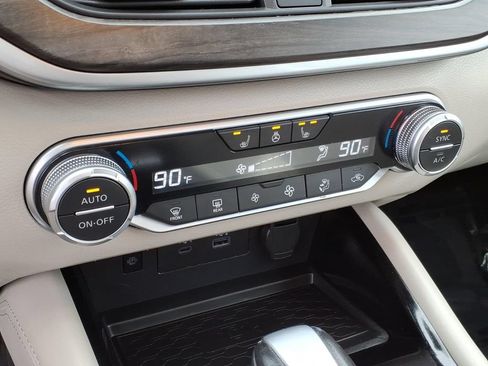 Certified 2023 Nissan Altima 2.5 SL AWD/4WD image 19