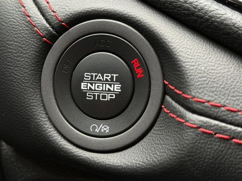 Used 2024 Dodge Durango GT AWD/4WD image 17