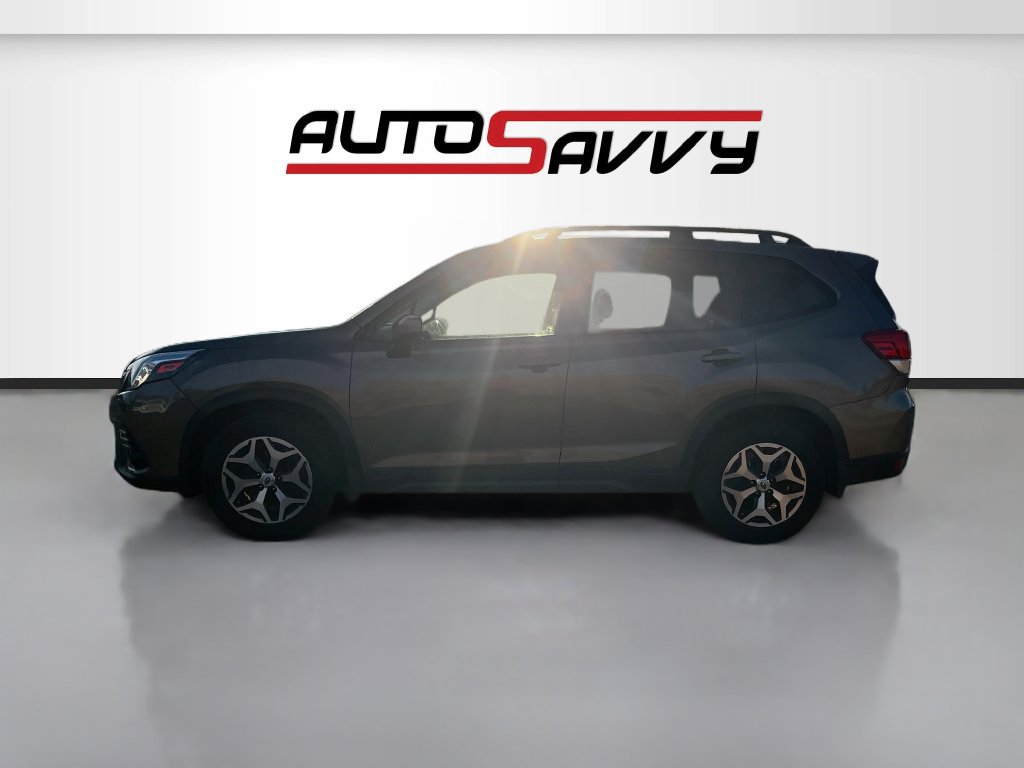 Used 2023 Subaru Forester Premium AWD/4WD image 4