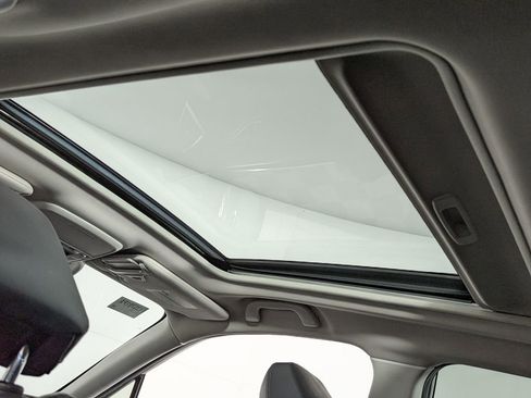 Used 2020 Subaru Forester Limited image 14