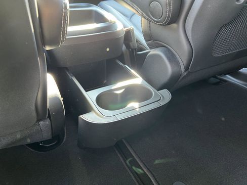 New 2026 Chrysler Pacifica Select image 39