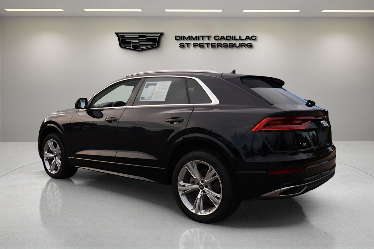 Used 2023 Audi Q8 Premium w/ Convenience Package AWD/4WD image 3
