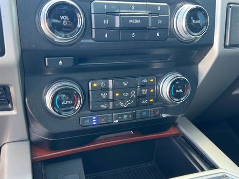 Used 2017 Ford F250 King Ranch w/ King Ranch Ultimate Package image 28