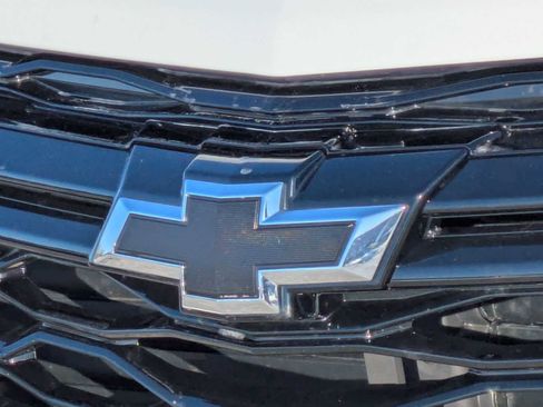 Used 2024 Chevrolet Equinox RS w/ RS Leather Package image 11