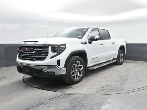 Used 2023 GMC Sierra 1500 SLT w/ SLT Premium Package AWD/4WD image 5