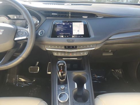 Used 2021 Cadillac XT4 Sport image 17