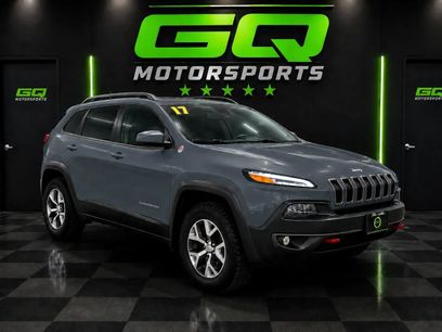 Used 2017 Jeep Cherokee Trailhawk w/ Comfort/Convenience Group