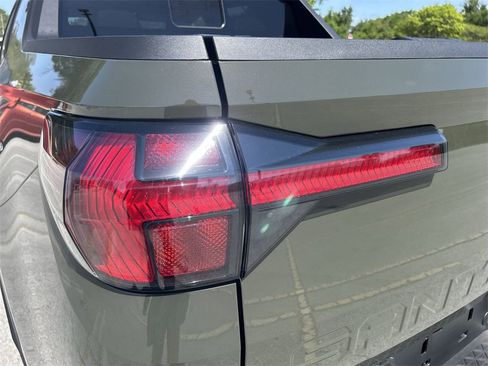 New 2025 Hyundai Santa Cruz Limited image 16