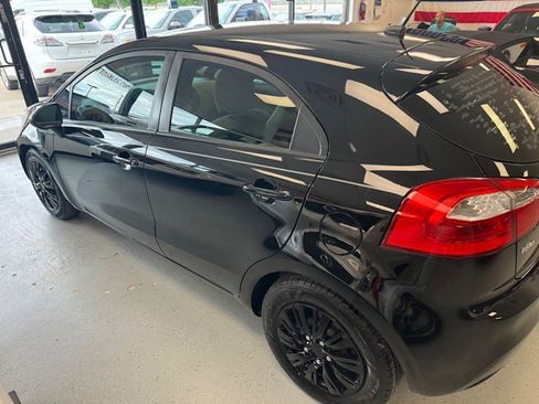 Used 2013 Kia Rio LX w/ PWR Pkg image 3