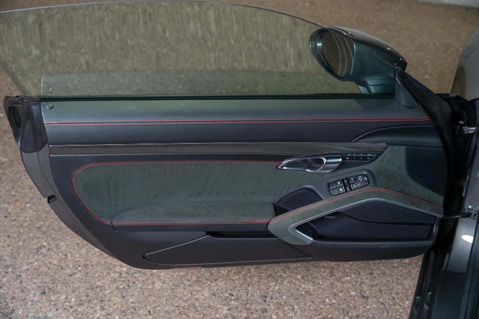 Used 2024 Porsche 718 Cayman GTS RWD image 69