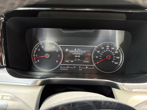 Used 2023 Kia Sorento S FWD image 3