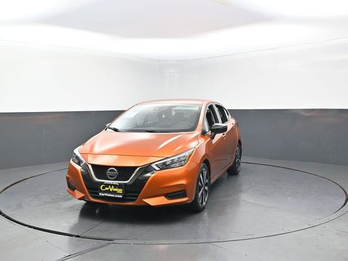 Used 2022 Nissan Versa SR w/ Convenience Package image 6