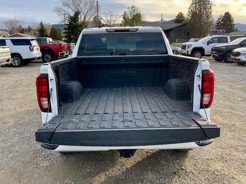 Certified 2022 GMC Sierra 1500 Elevation image 17