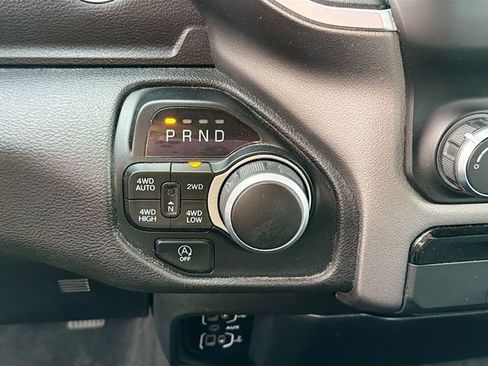 Used 2020 RAM 1500 Big Horn image 16