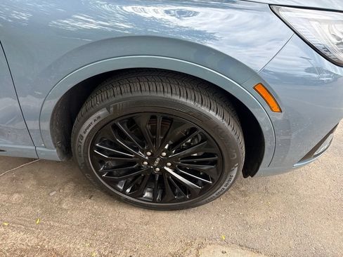 Used 2023 Lincoln Corsair AWD w/ Equipment Group 101A image 4
