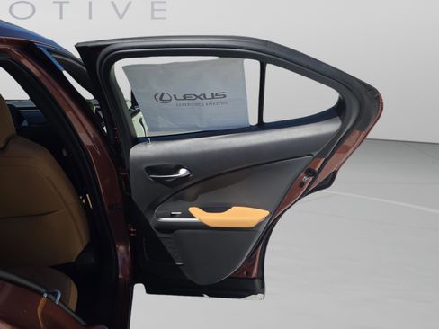 New 2026 Lexus UX 300h FWD image 24