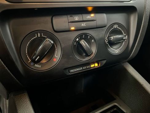 Used 2014 Volkswagen Jetta S FWD image 15