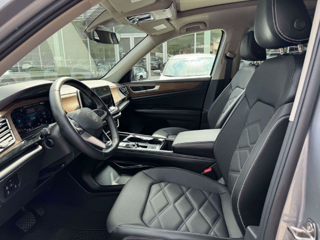 Certified 2026 Volkswagen Atlas SE w/ Panoramic Sunroof Package AWD/4WD image 15