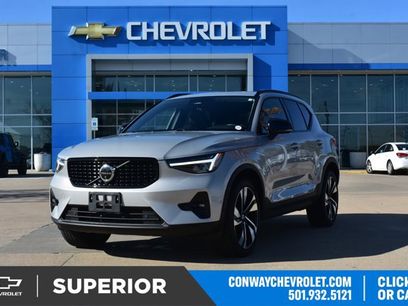 Used 2025 Volvo XC40 B5 Plus