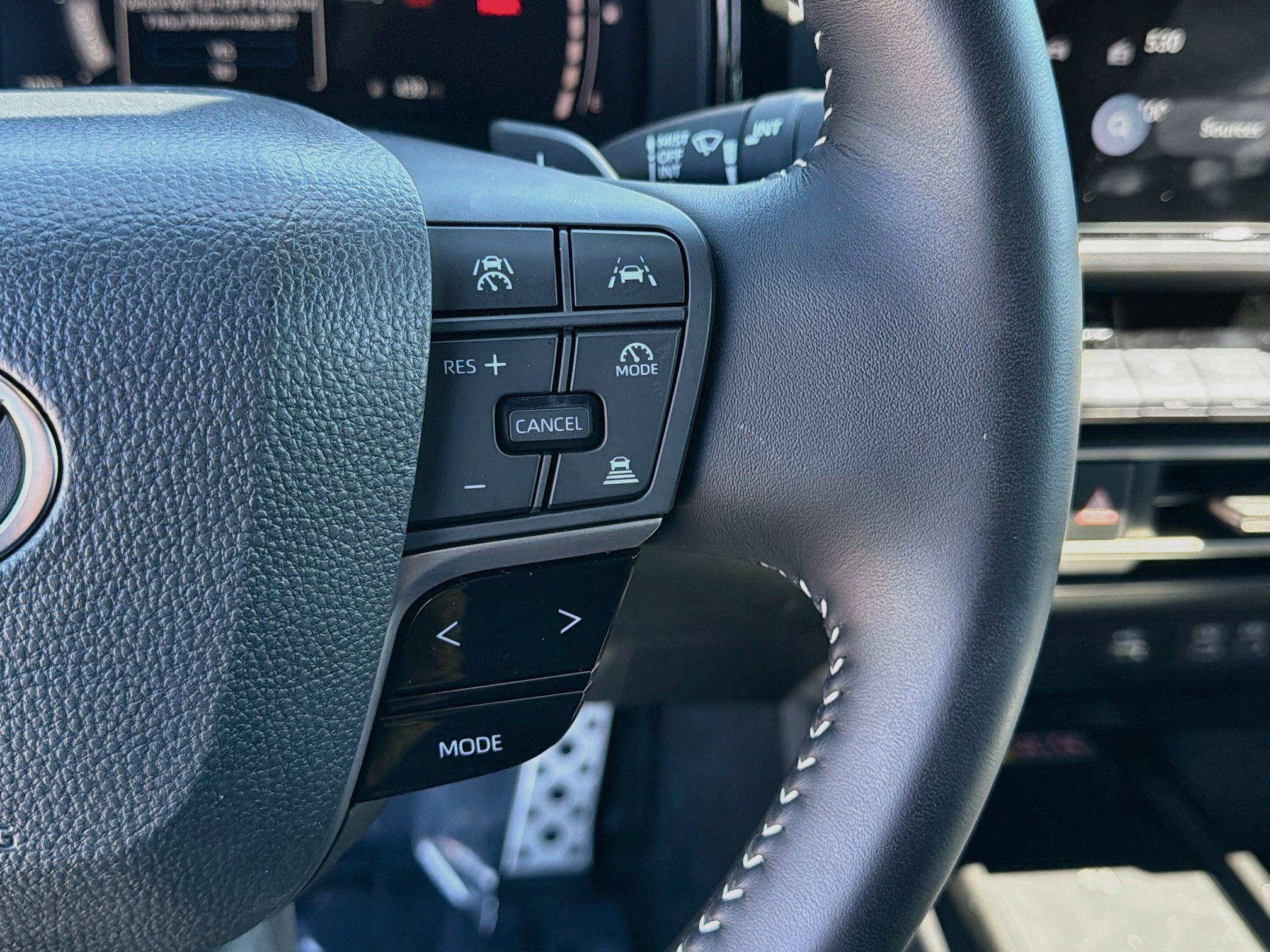 Used 2026 Toyota Camry SE w/ Multimedia Upgrade Package FWD image 36