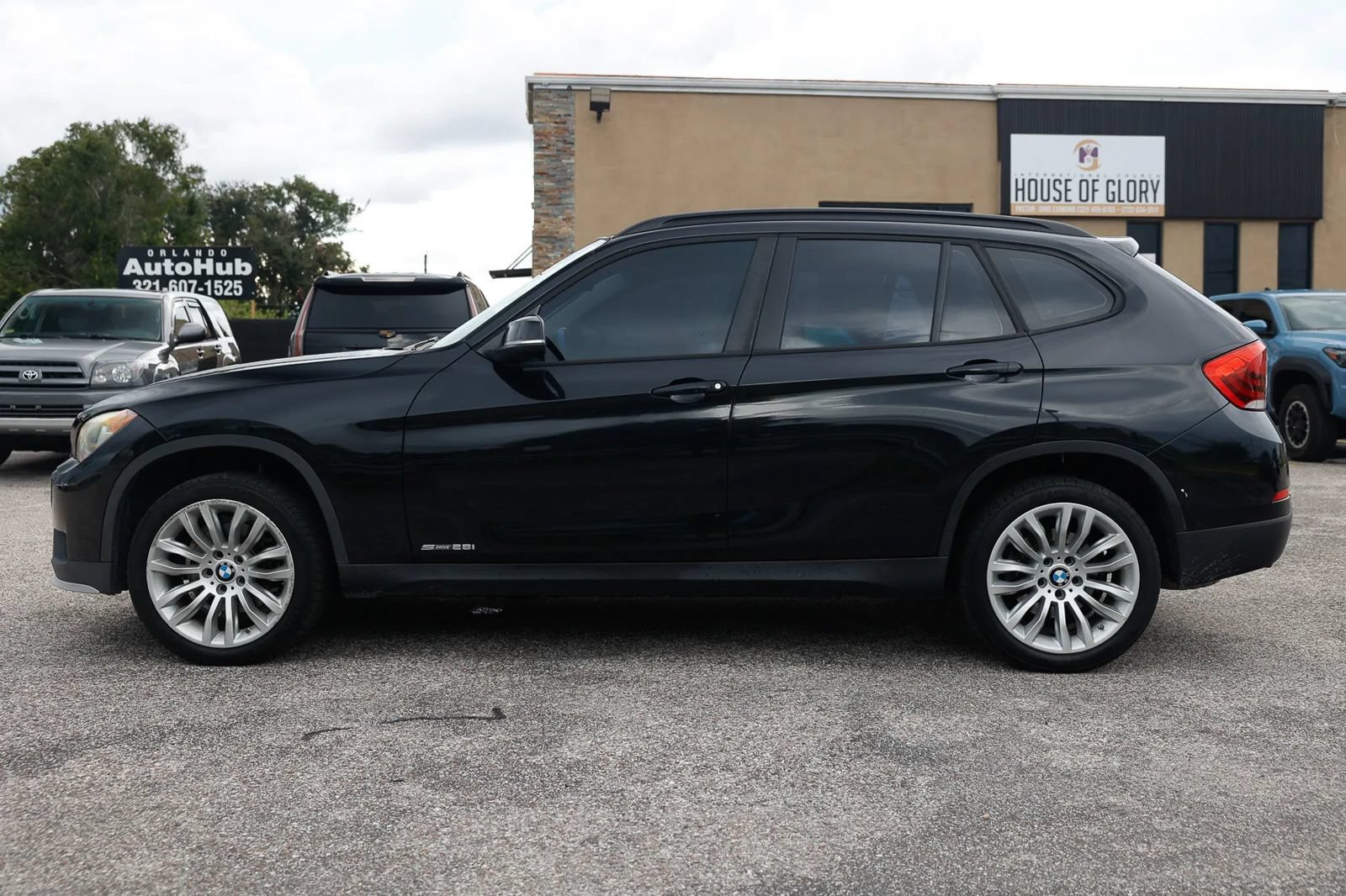 Used 2015 BMW X1 sDrive28i RWD image 2