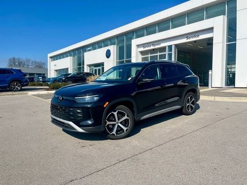 New 2026 Volkswagen Tiguan SE AWD/4WD image 1