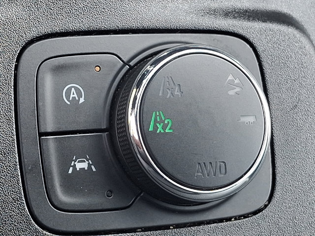 Used 2023 Chevrolet Traverse High Country w/ LPO, Floor Liner Package AWD/4WD image 16
