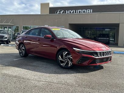 Used 2024 Hyundai Elantra Limited
