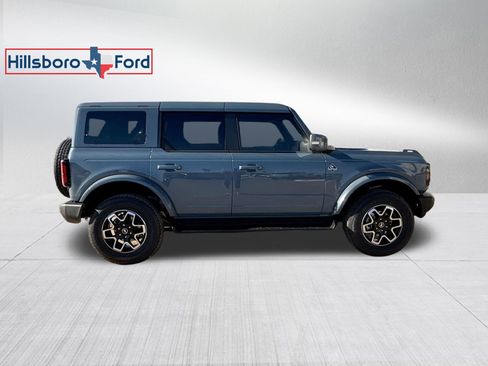 New 2025 Ford Bronco Outer Banks image 6