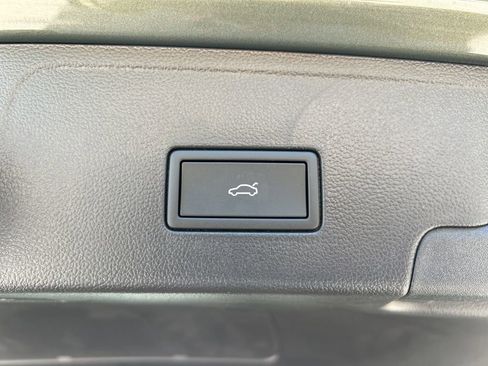 New 2026 Volkswagen Atlas Cross Sport SE image 53