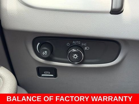 Used 2023 GMC Terrain SLE w/ Driver Convenience Package FWD image 19
