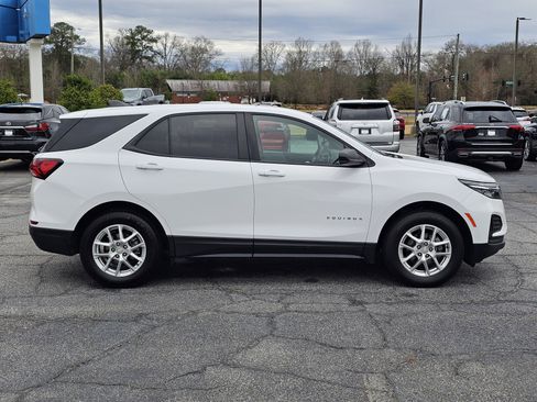 Used 2023 Chevrolet Equinox LS image 55